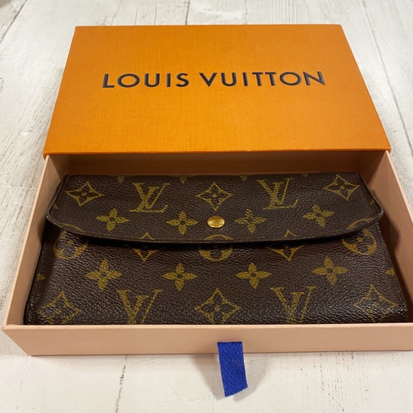 louis vuitton wallet - Picture 2 of 6